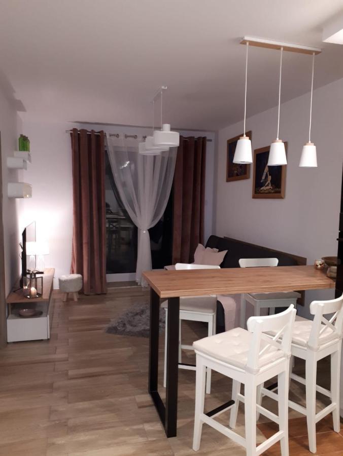 Apartament "Kuba" โควอบเซก ภายนอก รูปภาพ
